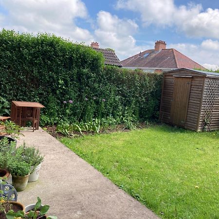 Cosy At Cumberland - Double Room With Shared Bathroom Dundonald  Экстерьер фото